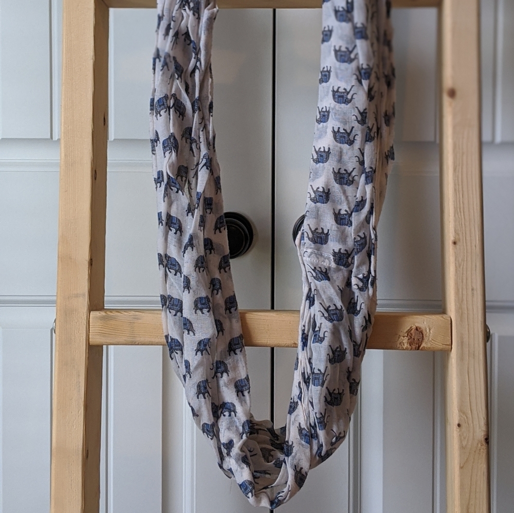 Elephant scarf